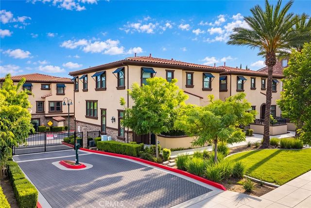 656 W Huntington, Arcadia, CA 91007