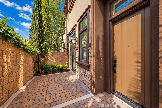 656 W Huntington, Arcadia, CA 91007