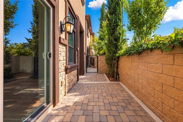656 W Huntington, Arcadia, CA 91007