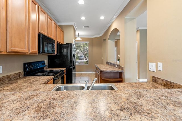 2052 PARK CRESCENT DRIVE, Land O Lakes, FL 34639