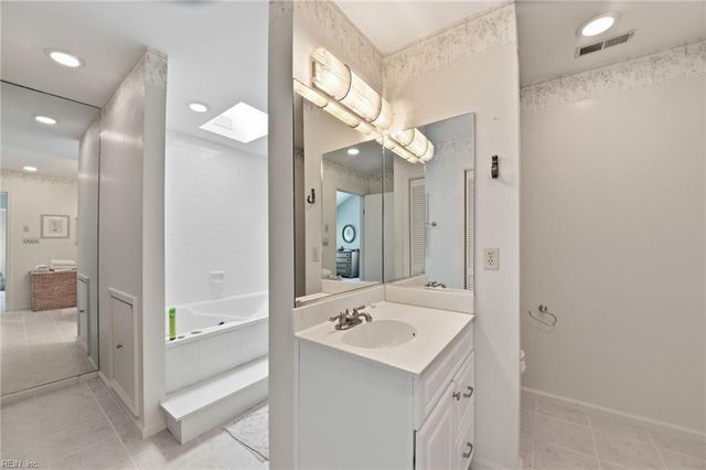 1325 Blue Pete Rd RD, Virginia Beach, VA 23451