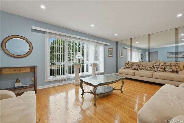 336 Princeton Street, Westbury, NY 11590