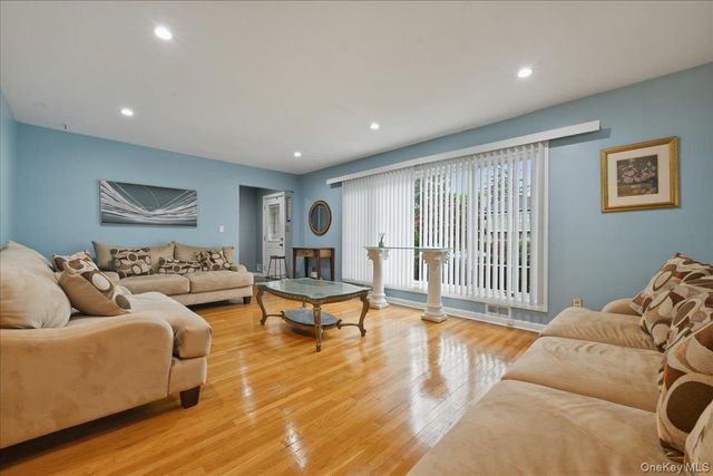 336 Princeton Street, Westbury, NY 11590