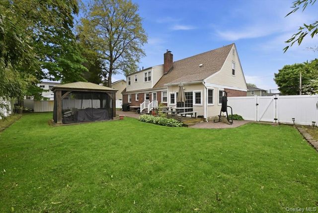 336 Princeton Street, Westbury, NY 11590