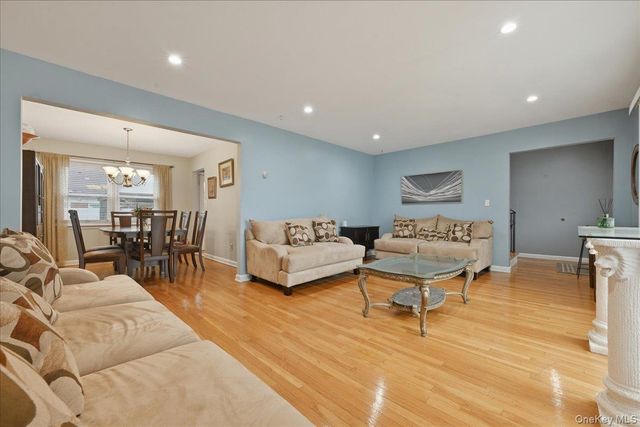 336 Princeton Street, Westbury, NY 11590