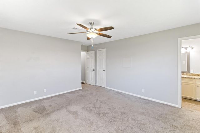 127 Talisman Street, Lake Jackson, TX 77566