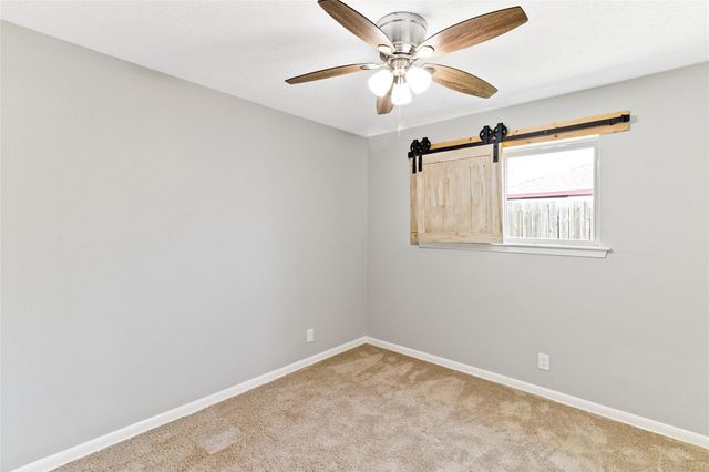 127 Talisman Street, Lake Jackson, TX 77566