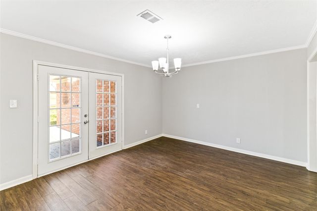 127 Talisman Street, Lake Jackson, TX 77566