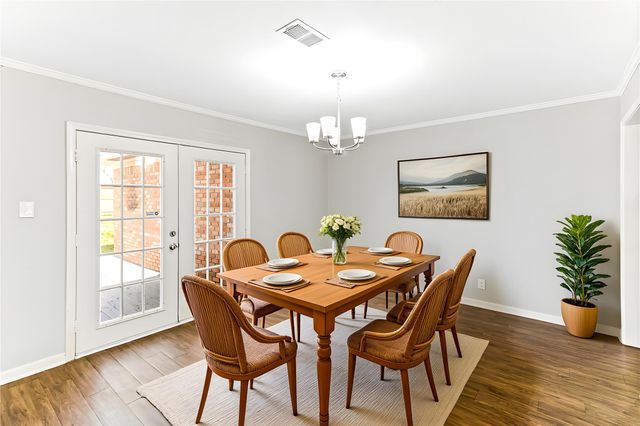 127 Talisman Street, Lake Jackson, TX 77566