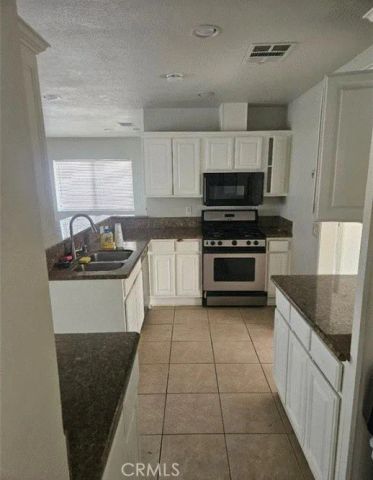 1443 E 92nd, Los Angeles, CA 90002