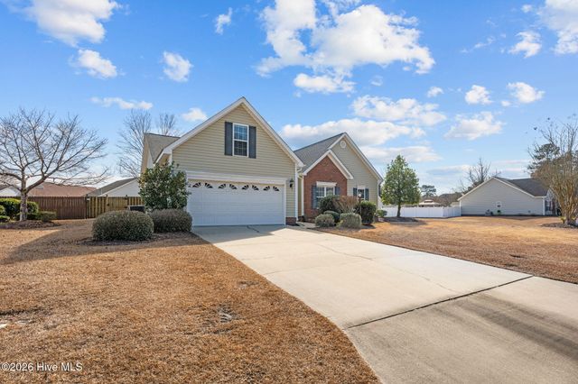 102 Blackheath Drive, New Bern, NC 28560