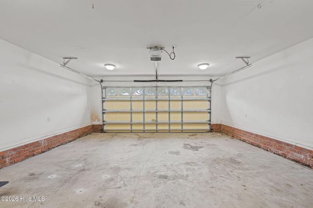 102 Blackheath Drive, New Bern, NC 28560