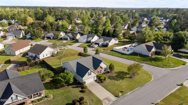 102 Blackheath Drive, New Bern, NC 28560