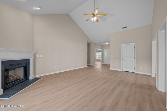 102 Blackheath Drive, New Bern, NC 28560