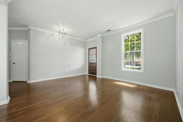 560 Crestmont Lane, Canton, GA 30114