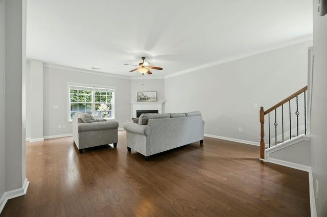 560 Crestmont Lane, Canton, GA 30114