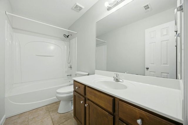 560 Crestmont Lane, Canton, GA 30114