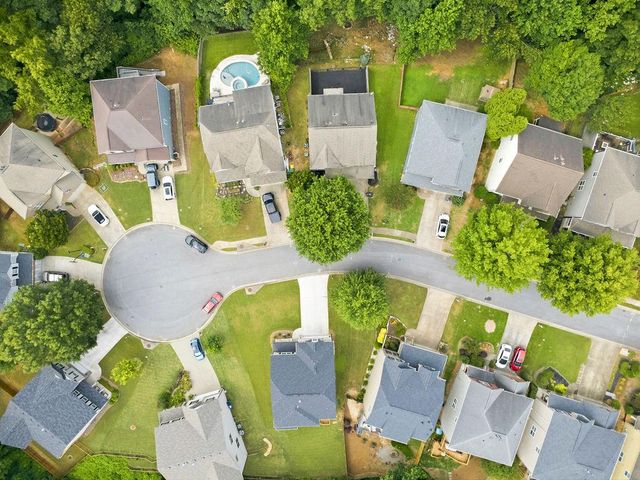 560 Crestmont Lane, Canton, GA 30114