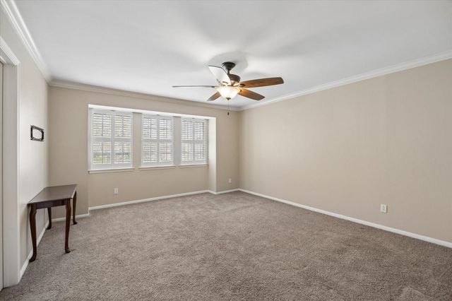 2219 Triway Lane 240, Houston, TX 77043