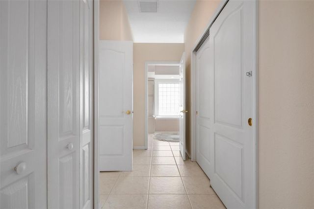 5249 FAR OAK CIRCLE, Sarasota, FL 34238