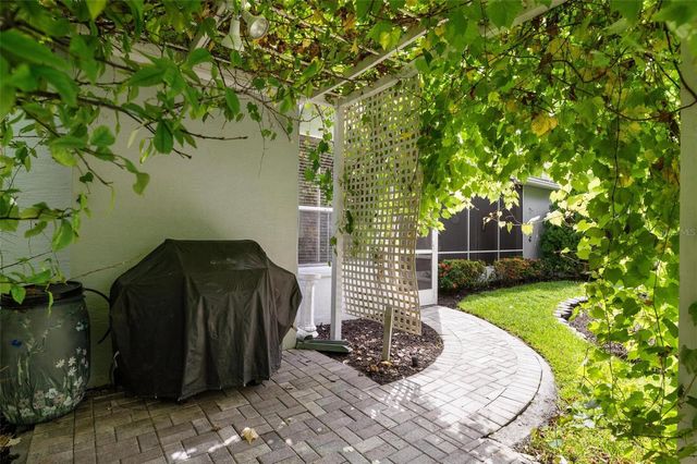 5249 FAR OAK CIRCLE, Sarasota, FL 34238