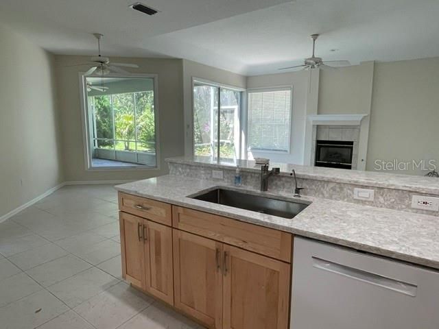 5249 FAR OAK CIRCLE, Sarasota, FL 34238