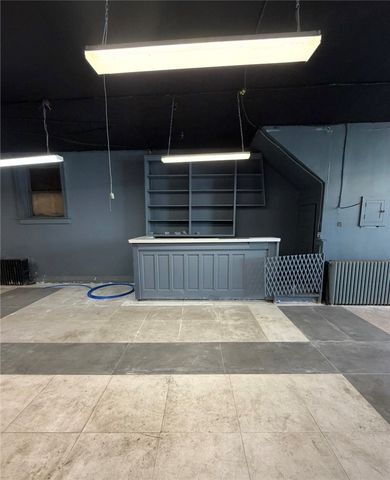 807 Fallowfield Ave, Charleroi Boro, PA 15022