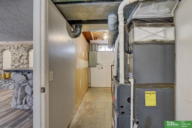 6717 S 139 Avenue Circle, Omaha, NE 68137