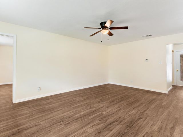 4901 Richardson Street, Fort Worth, TX 76119