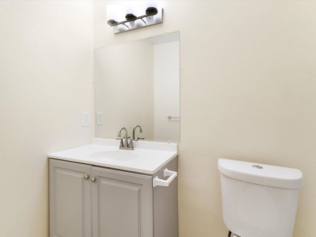 4901 Richardson Street, Fort Worth, TX 76119