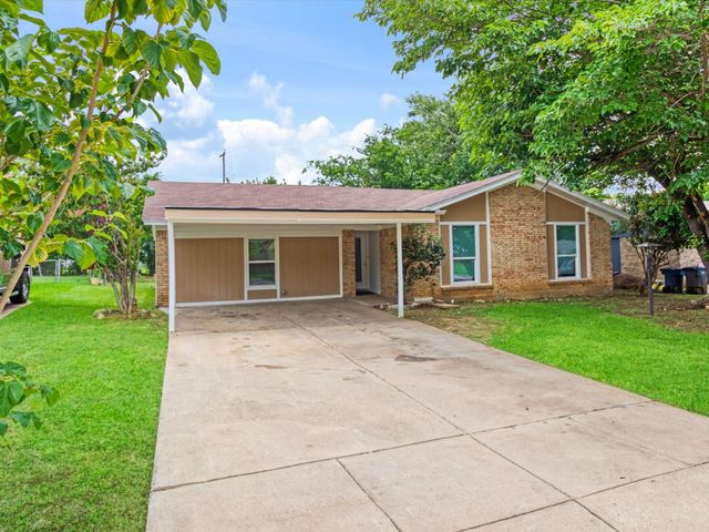 4901 Richardson Street, Fort Worth, TX 76119