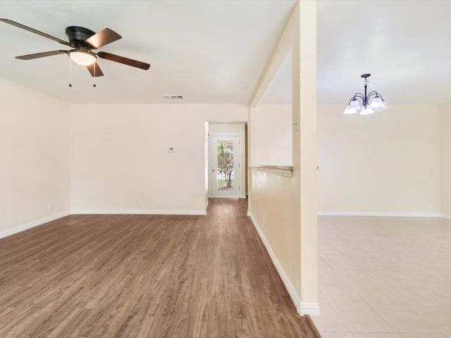 4901 Richardson Street, Fort Worth, TX 76119