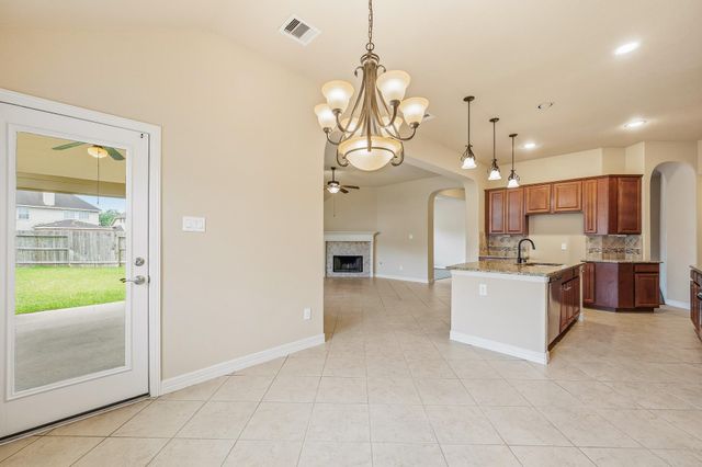 2411 Linden Bluff Court, Sugar Land, TX 77479