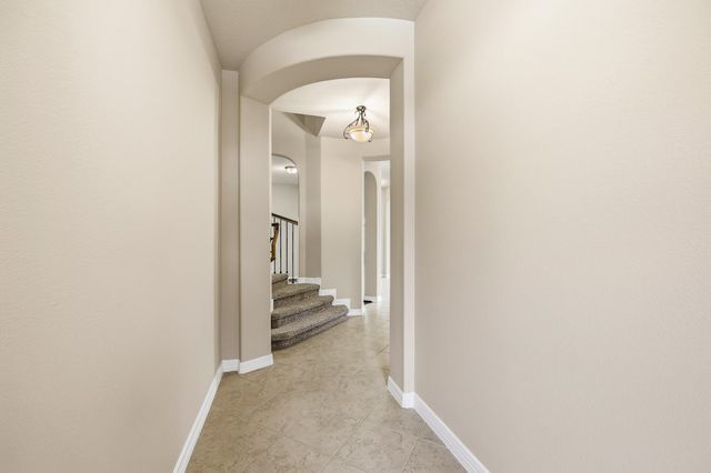 2411 Linden Bluff Court, Sugar Land, TX 77479