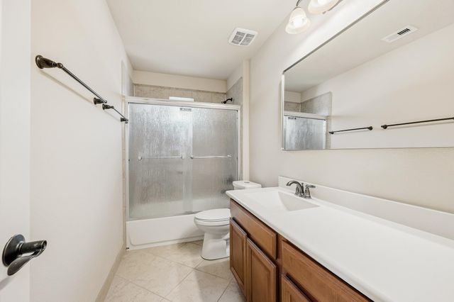 2411 Linden Bluff Court, Sugar Land, TX 77479