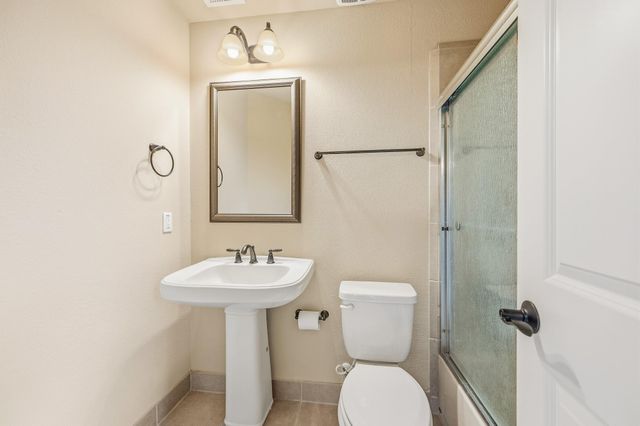 2411 Linden Bluff Court, Sugar Land, TX 77479