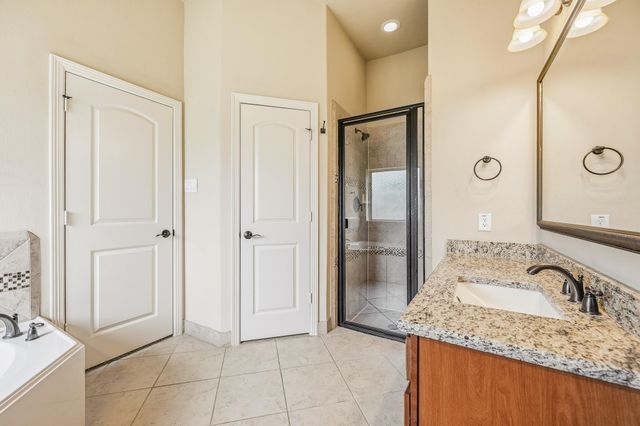 2411 Linden Bluff Court, Sugar Land, TX 77479