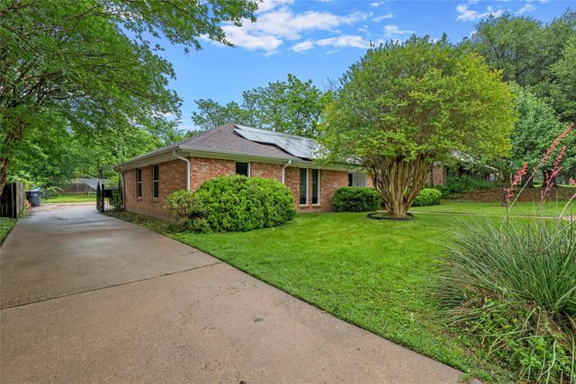 3301 Loma Vista Drive, Waco, TX 76708