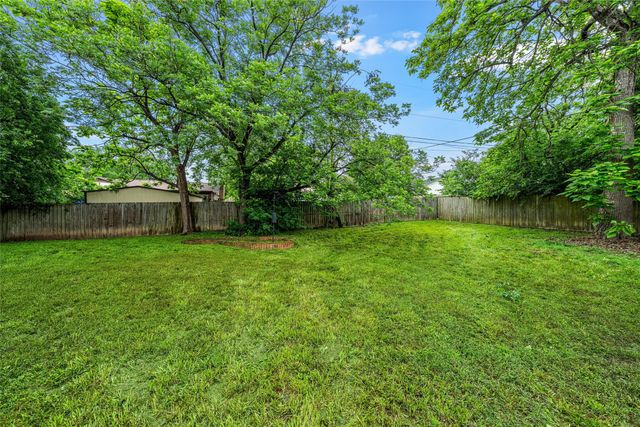 3301 Loma Vista Drive, Waco, TX 76708