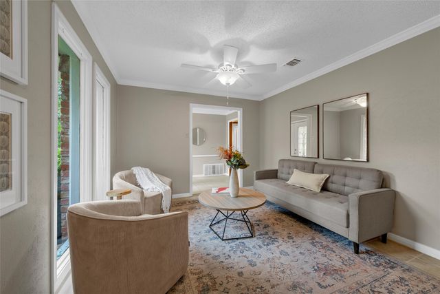3301 Loma Vista Drive, Waco, TX 76708