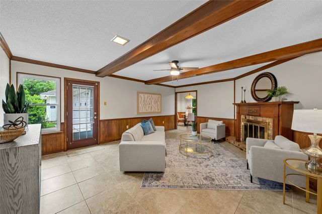 3301 Loma Vista Drive, Waco, TX 76708