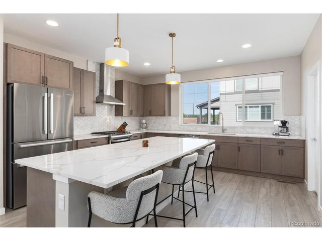 8945 Ramblestone St, Highlands Ranch, CO 80129