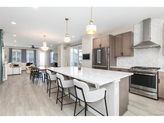 8945 Ramblestone St, Highlands Ranch, CO 80129