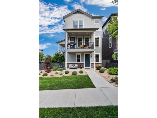 8945 Ramblestone St, Highlands Ranch, CO 80129