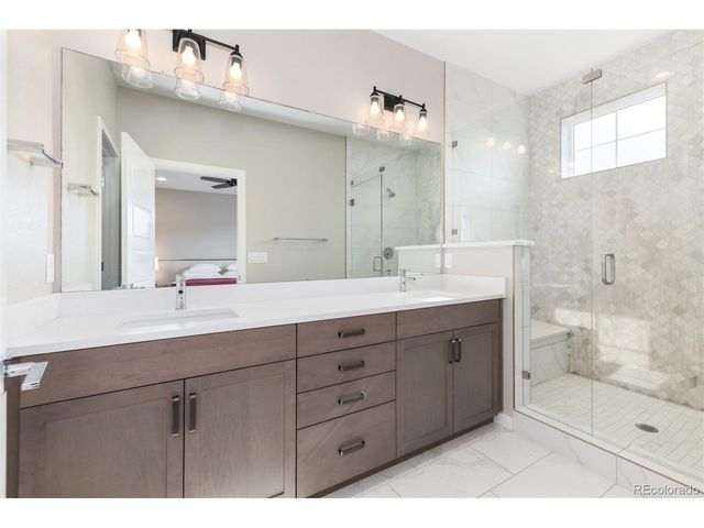 8945 Ramblestone St, Highlands Ranch, CO 80129