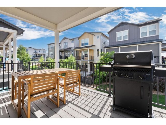 8945 Ramblestone St, Highlands Ranch, CO 80129