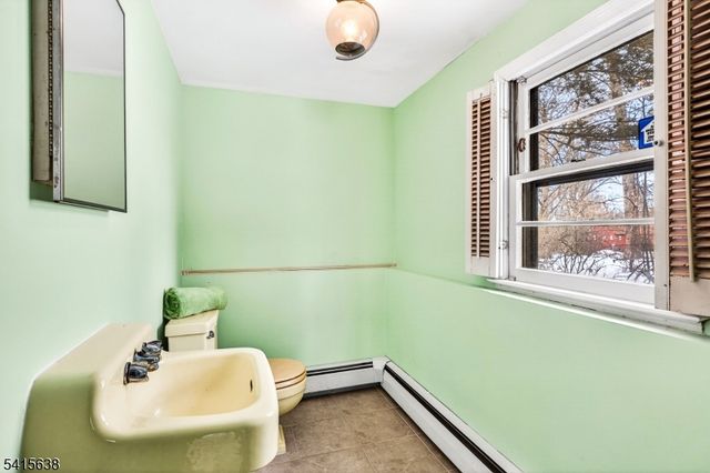 113 Crest Dr, Berkeley Heights Twp., NJ 07922