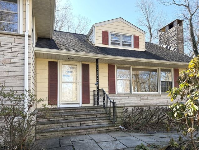 113 Crest Dr, Berkeley Heights Twp., NJ 07922