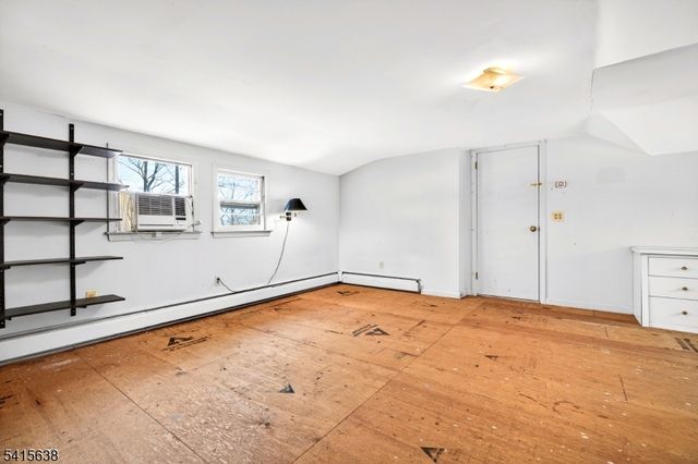 113 Crest Dr, Berkeley Heights Twp., NJ 07922