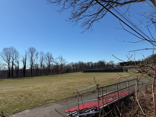 113 Crest Dr, Berkeley Heights Twp., NJ 07922